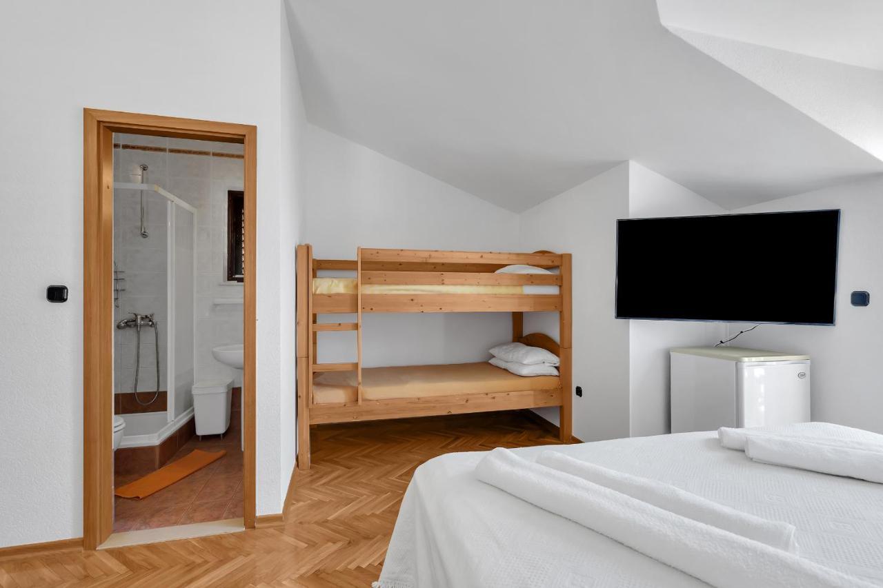 Guest House Lazeta Duće Екстериор снимка