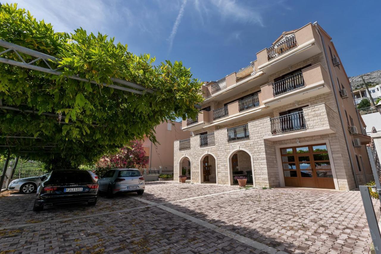 Guest House Lazeta Duće Екстериор снимка