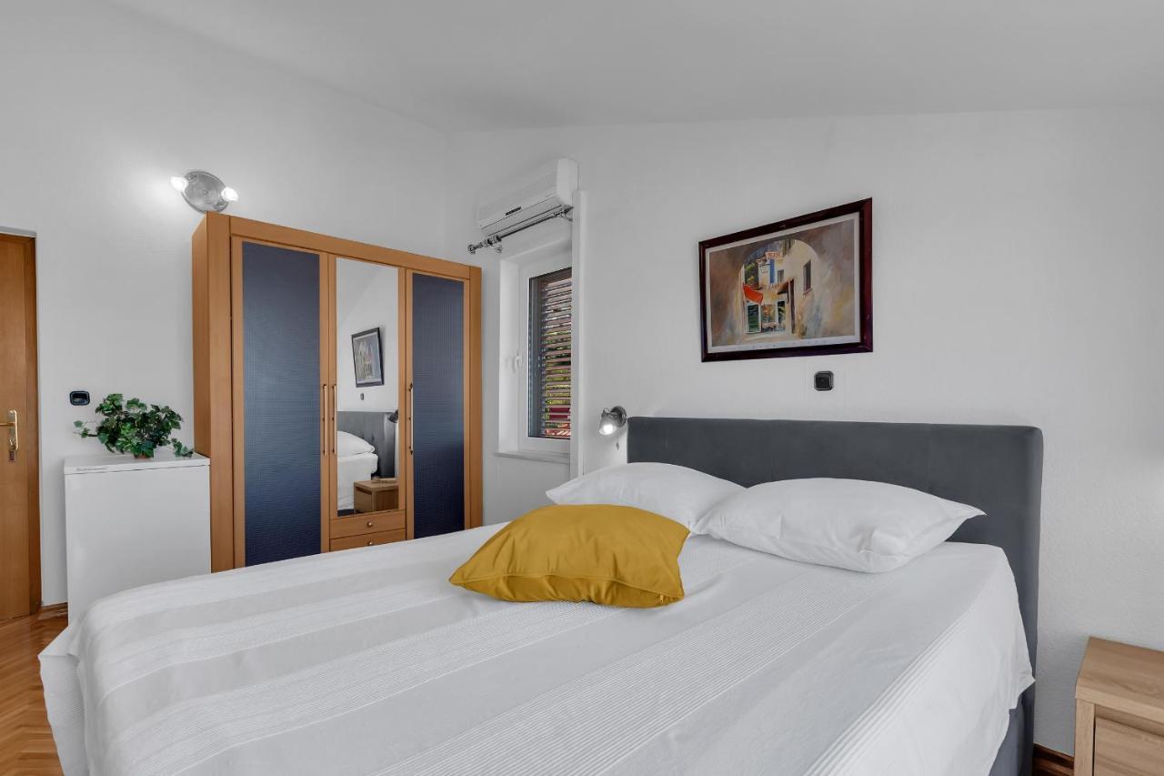 Guest House Lazeta Duće Екстериор снимка