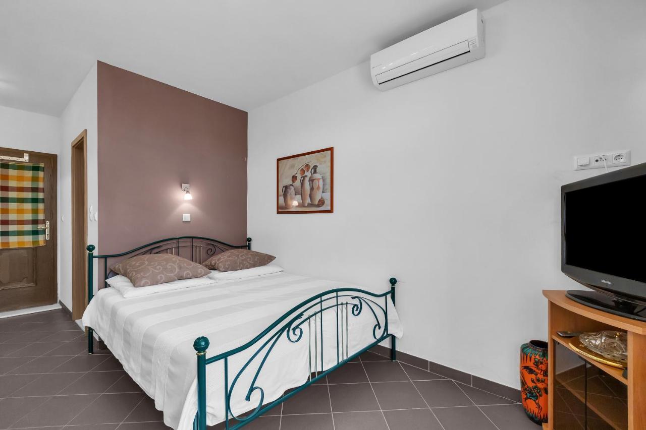 Guest House Lazeta Duće Екстериор снимка