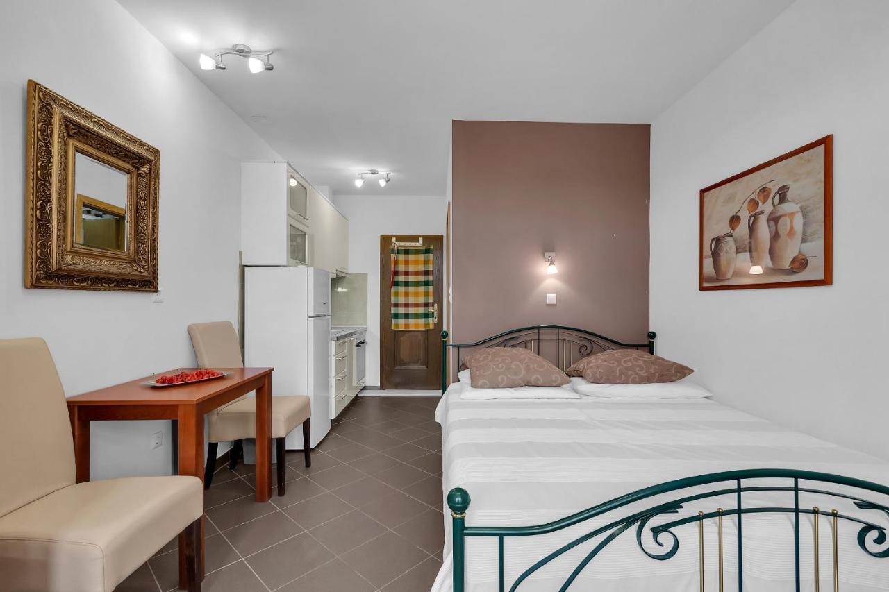 Guest House Lazeta Duće Екстериор снимка